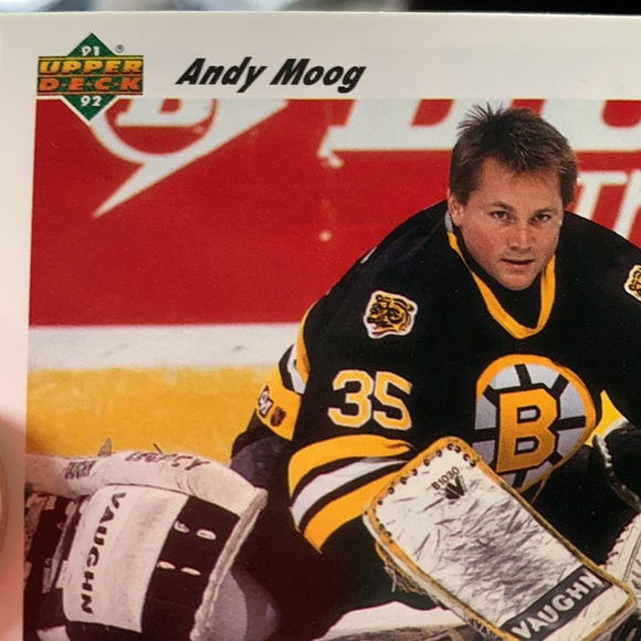 23 cards- Boston bruins 1991/92 team. Upper deck. New pkg  23 cards - Picture 3 of 5